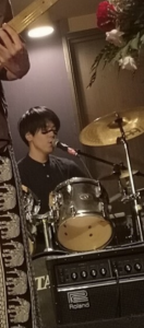 歌えるドラマー