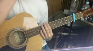 わんわんないた