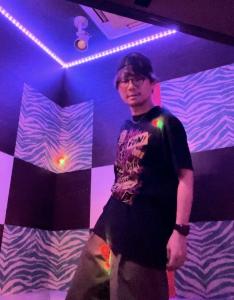 ヨシヒサ
