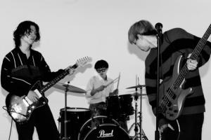 ジャクシャダンセイ大移動